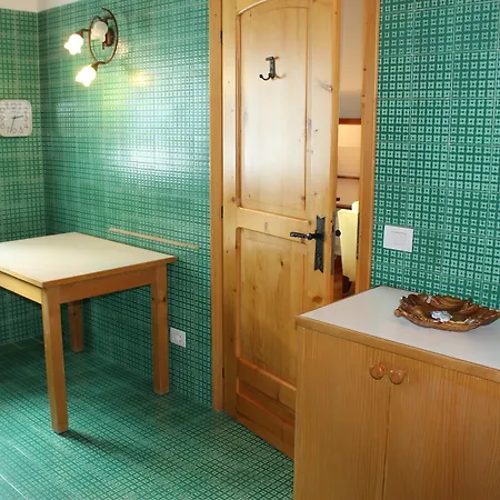 Elena Apartment